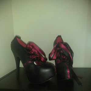 Bordello heels
